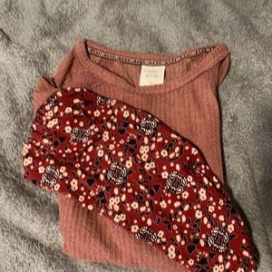 Size Small , Knox Rose long sleeve floral print top